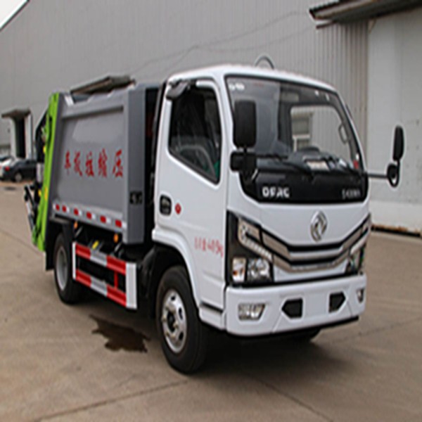 微型勾臂垃圾车